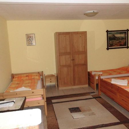 Fenyves Apartman Sárospatak Exteriér fotografie