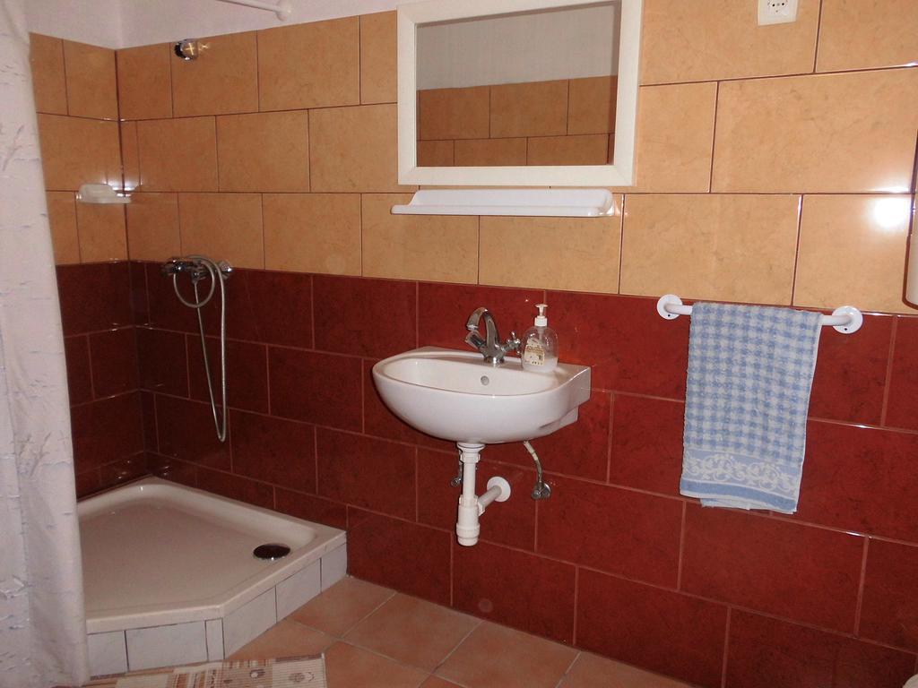 Fenyves Apartman Sárospatak Exteriér fotografie